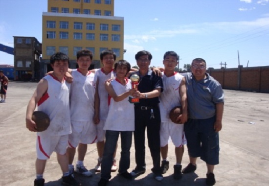 ɭ��������-׷�󽡿�,����һ��ɳ�ú�����ɷ����޹�˾�׽�������