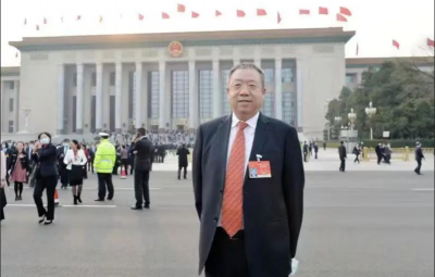 �����˴������ɭ��������-׷�󽡿�,����һ��ɳ����³����ƴ���5�ݽ�����������������Զ�����ҵ�������С���ɫͨ����