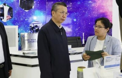 ʡ�˴�ί�ᵳ����ǡ�������������ݰ��ɭ��������-׷�󽡿�,����һ��ɳ��߷õ���