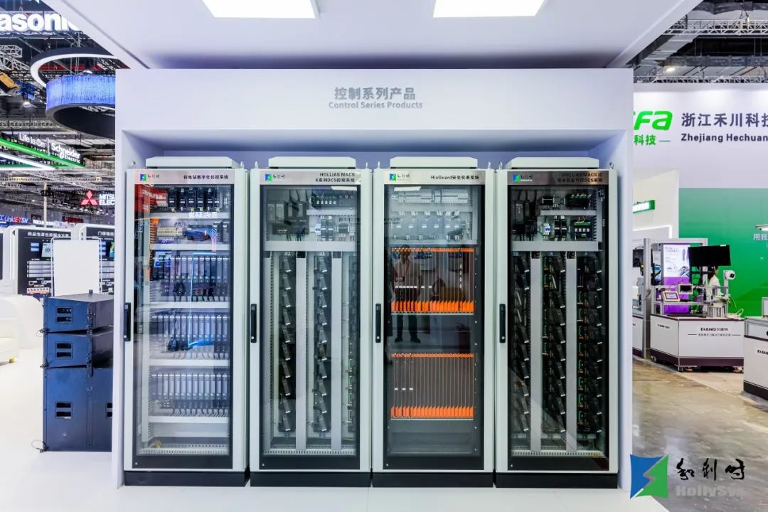 1733910812311760 1733910812311760